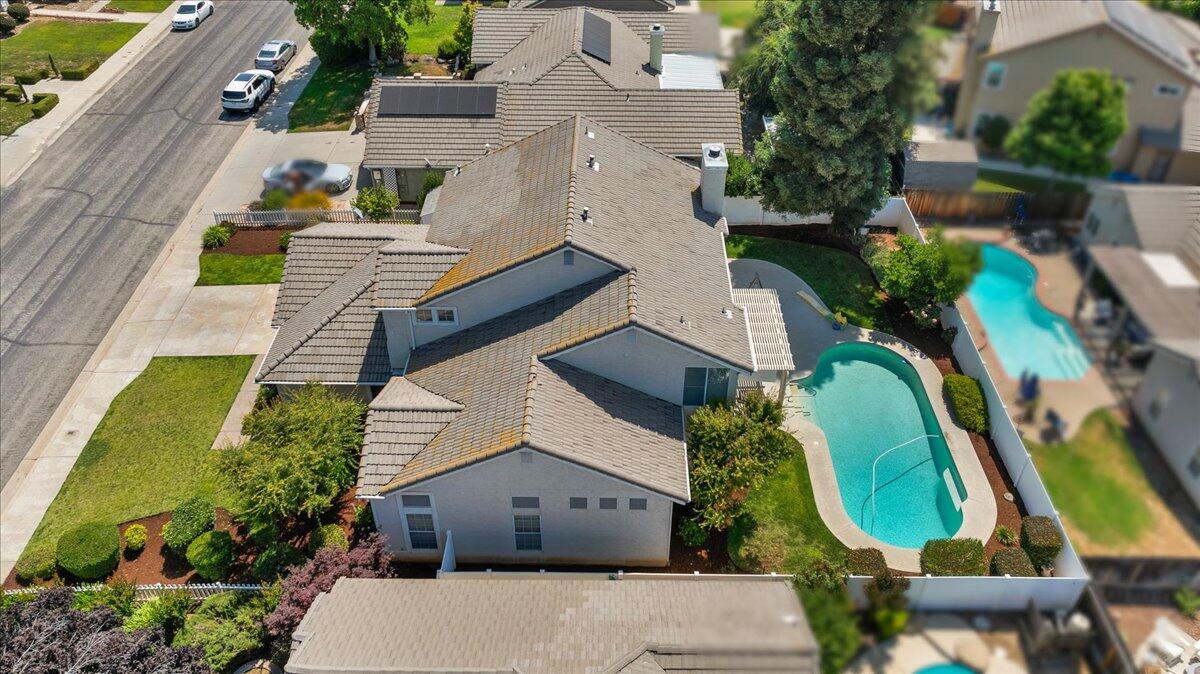 2162 Decatur Ave, Clovis, CA 93611