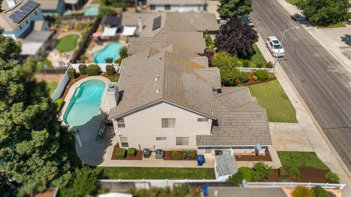 2162 Decatur Ave, Clovis, CA 93611